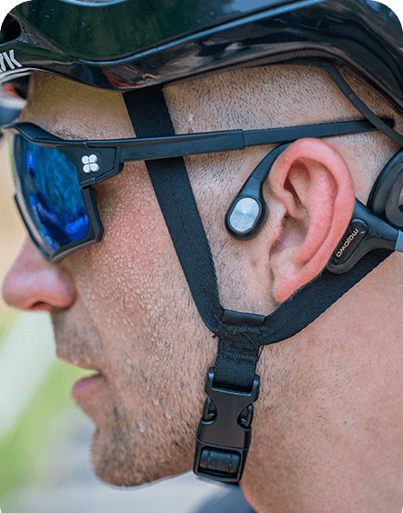 man-wears-Helmet-and-Glasses